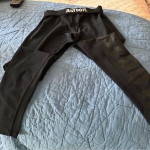 Nike black leggings size small - like new but without tags